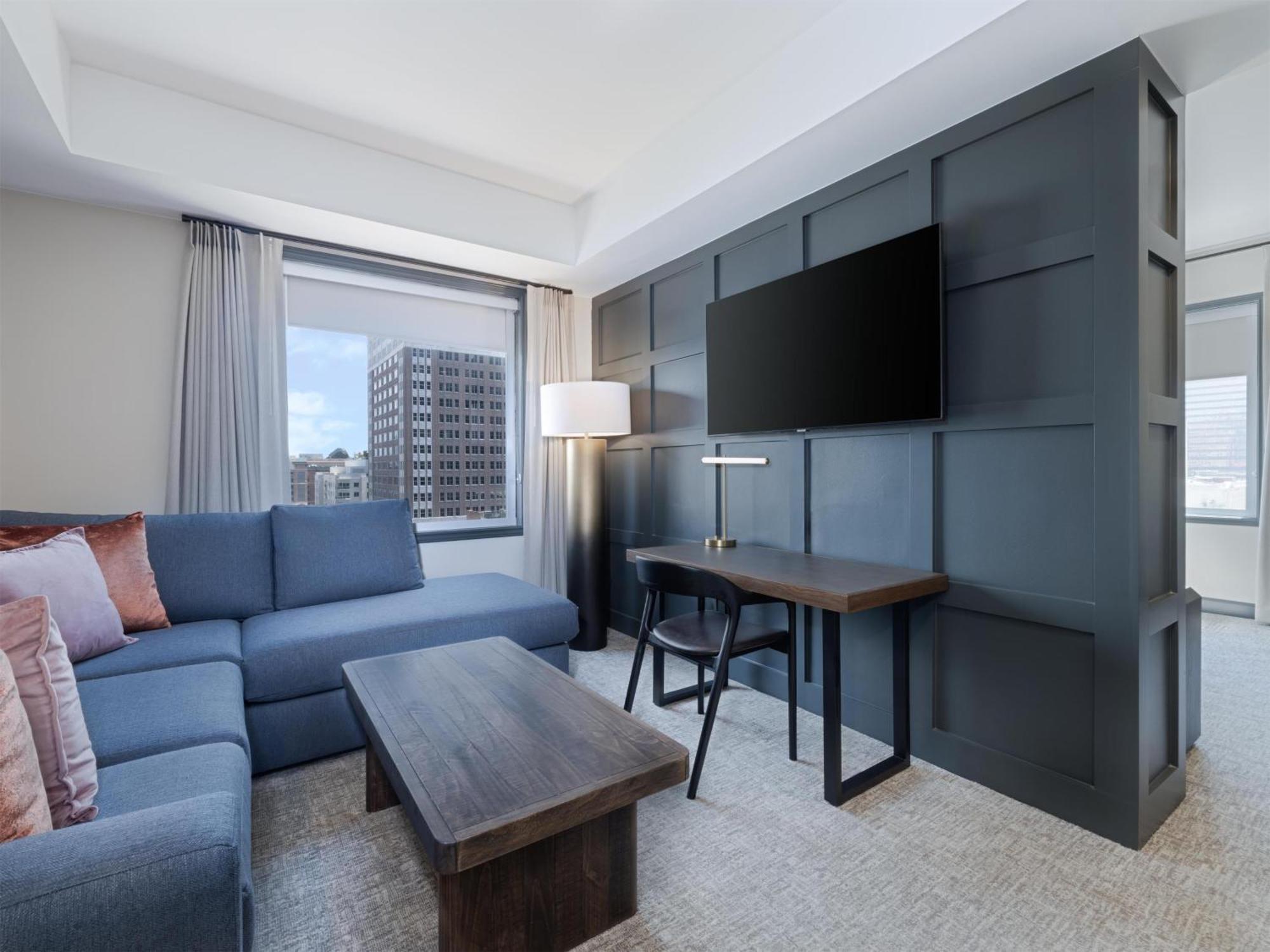 The Sam Houston Hotel, Curio Collection By Hilton Екстериор снимка